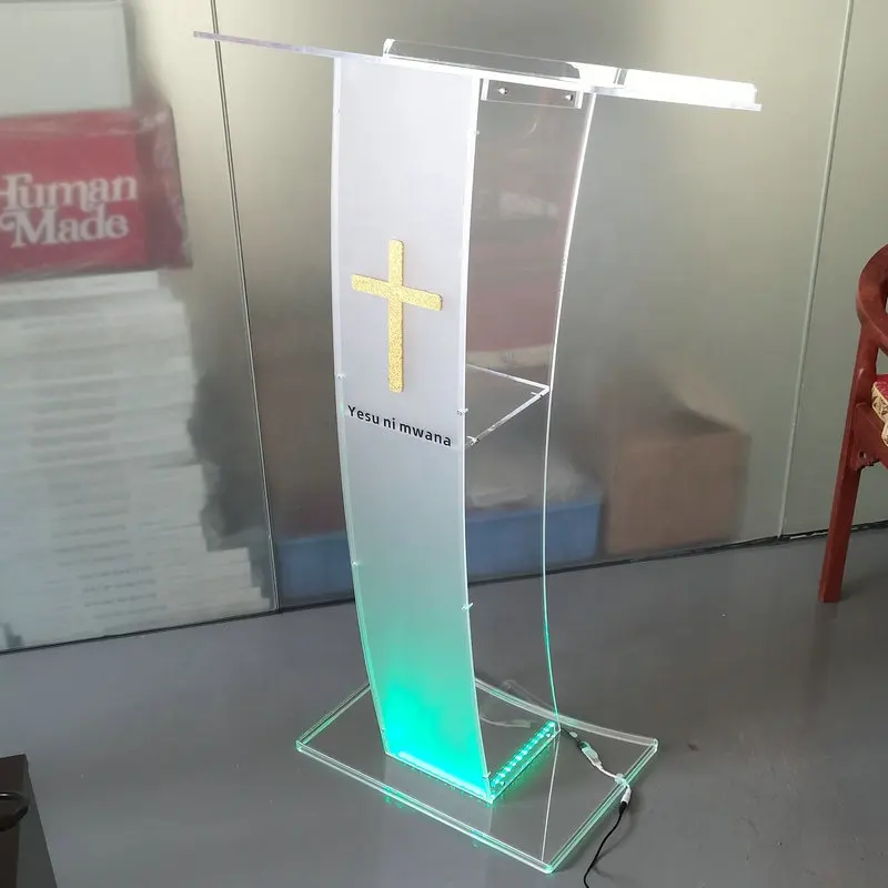 Podium en acrylique transparent facile à assembler pour sol avec dos ouvert et étagère Podium de chaire d'église en verre avec logo de marque