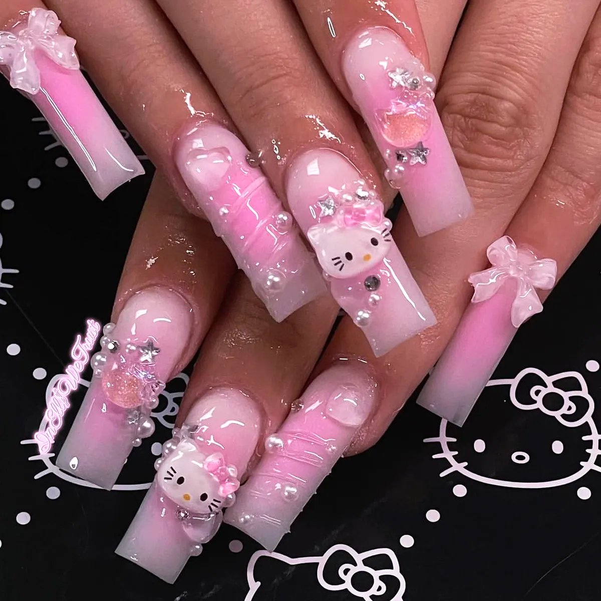 Fake Nails Avec Design 3D Crystal Mix Press On Nails With Diamonds Kawaii Pink Cartoon Resin 2023 Nail Art Decoration