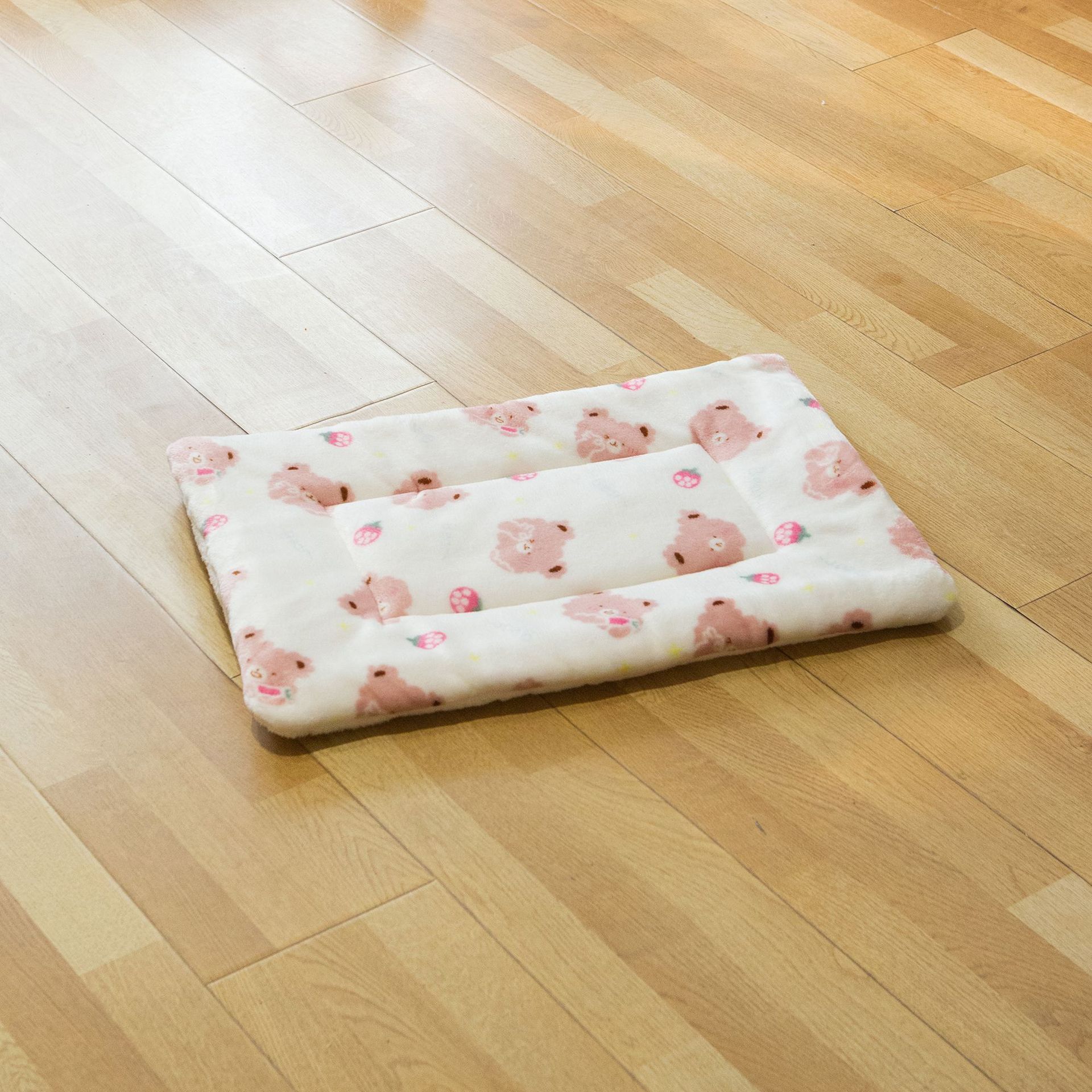 Beige teddy bear (thick cushion)