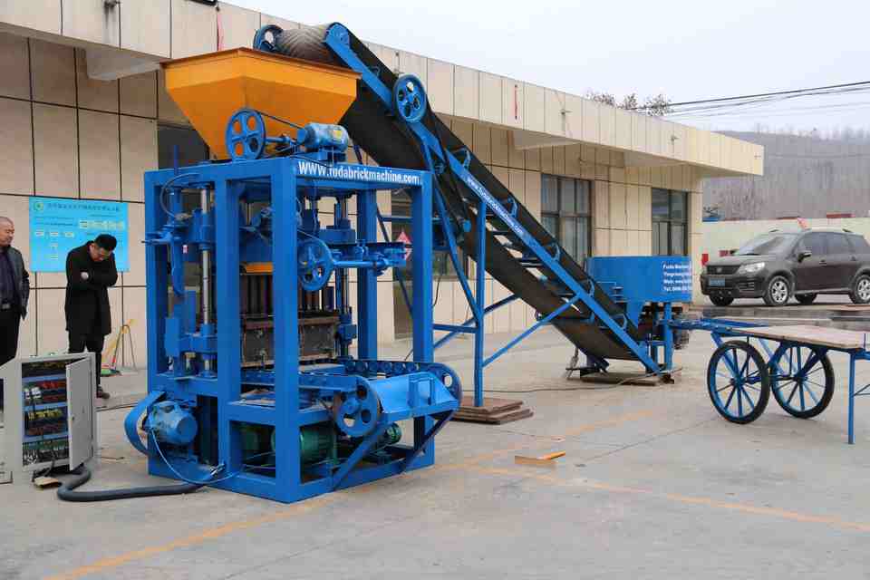 Semi Automatic Conrete Stone Interlocking Block Brick Making Machine
