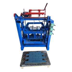 Idea para pequeñas empresas, máquina para fabricar bloques de enclavamiento 4-35, fabricante de ladrillos de cemento eficiente con motor central y componentes PLC - Product Image 3