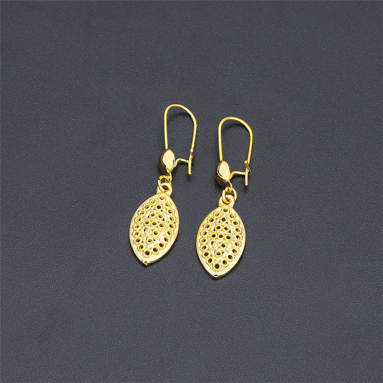 Earrings series 14