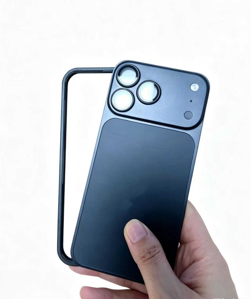 Black (Bumper + Metal Back Panel)