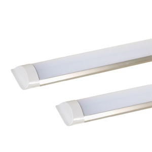 調光可能な色調整可能な10wLEDリニアライト (IP44付き) - Product Image 1