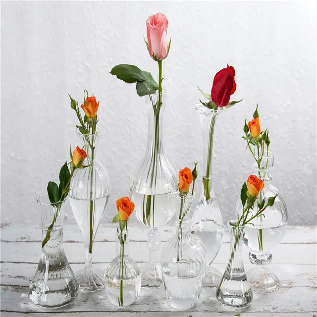 Vase à fleurs en verre côtelé pour femmes, Mini Vase de fleurs simple et clair, Vase à fleurs bas, mignon et pour décoration intérieure, mariages et fleurs