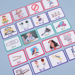 Fabbrica diretta Montessori in legno blocchi di lettura filatura alfabeto giocattolo di apprendimento con giochi di ortografia per età 2-4 e 5-7 anni