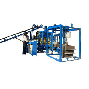 Máquina de fabricación de bloques completamente automática Máquina de fabricación de cemento de bloques de paletas de madera - Product Image 1