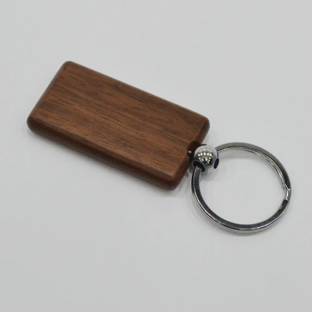 מחזיק מפתחות מחזיק מפתחות מעץ אגוז לוגו מותאם אישית לקידום מכירות באיכות טובה