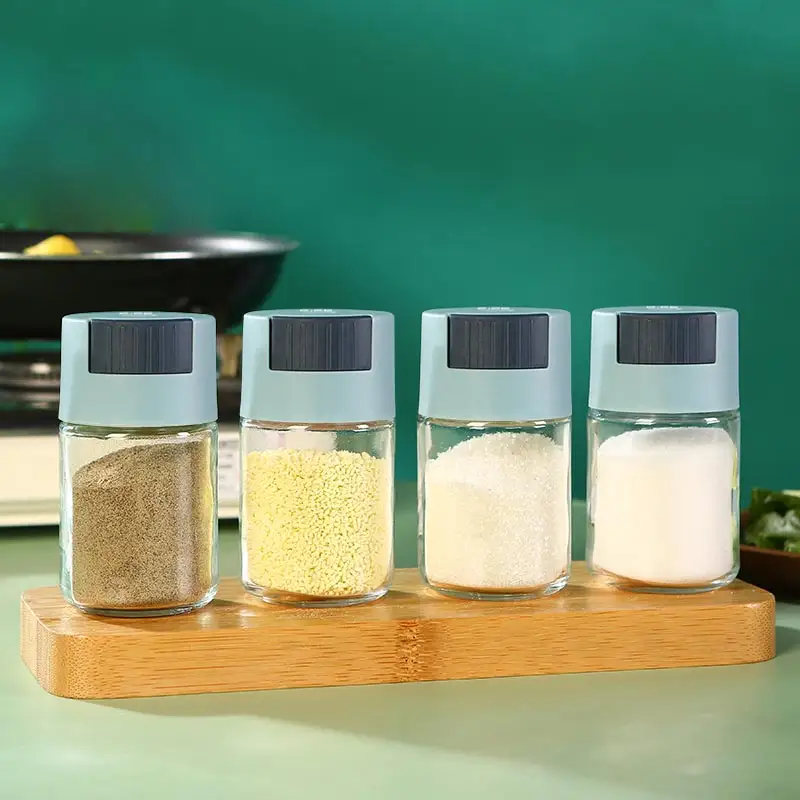 100ml Seasoning Bottle Factory high quality 0.5g Once ration control salt shaker spice jars With salt shakers