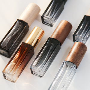 <strong>5ml</strong> 10ml 15ml square Glass Bottle <strong>Empty</strong> <strong>Perfume</strong> Essential Oils Bottle Spray Bottle <strong>Atomizer</strong> with Shiny Gold Silver Cap - Product Image 6
