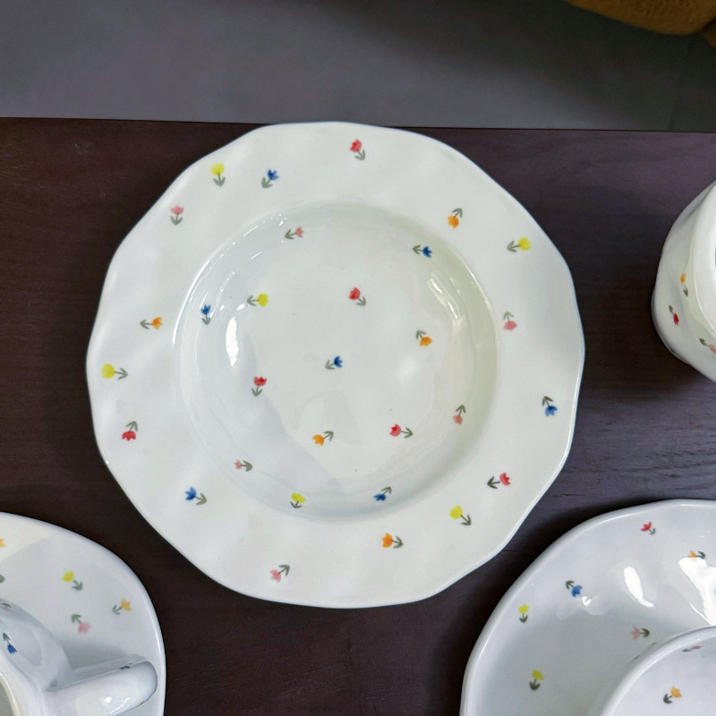Assiette creuse à pincer à la main-petite tulipe