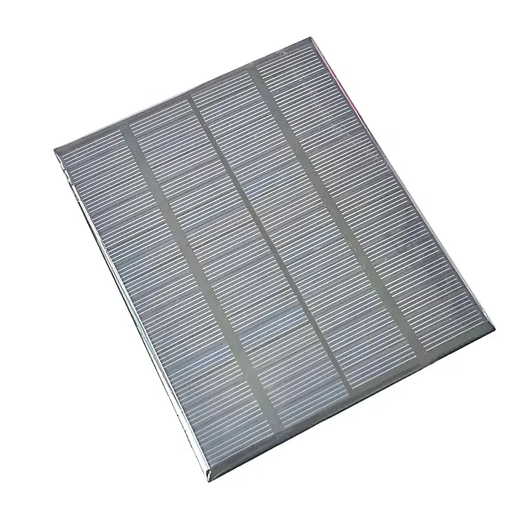 Lityum pil şarj cihazı ZW-136110-18V hafif güneş PV modülü 2W özelleştirilmiş epoksi güneş panelleri 18V