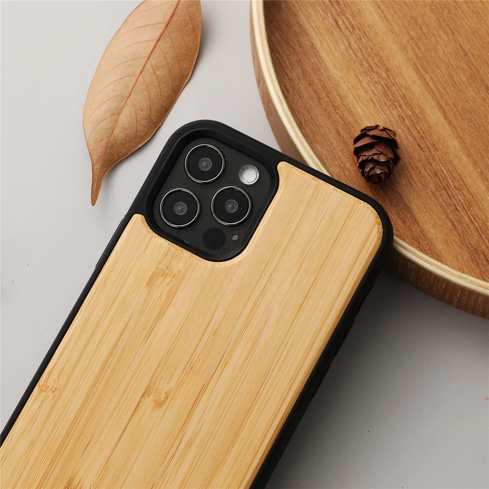 Vente en gros antichoc TPU coque arrière étui de téléphone en bois véritable étui de téléphone portable en bois naturel pour iPhone 11/12/13/14