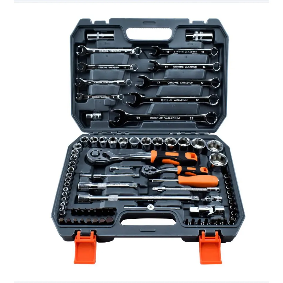 SOLUDE Multifunctional automobile maintenance tool 82 PCS set socket ratchet wrench tool combination kit.