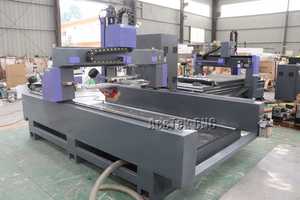 1325 4 Axis Cnc Router Máquina de talla de madera Husillo giratorio oscilante Atc Cnc Router para madera