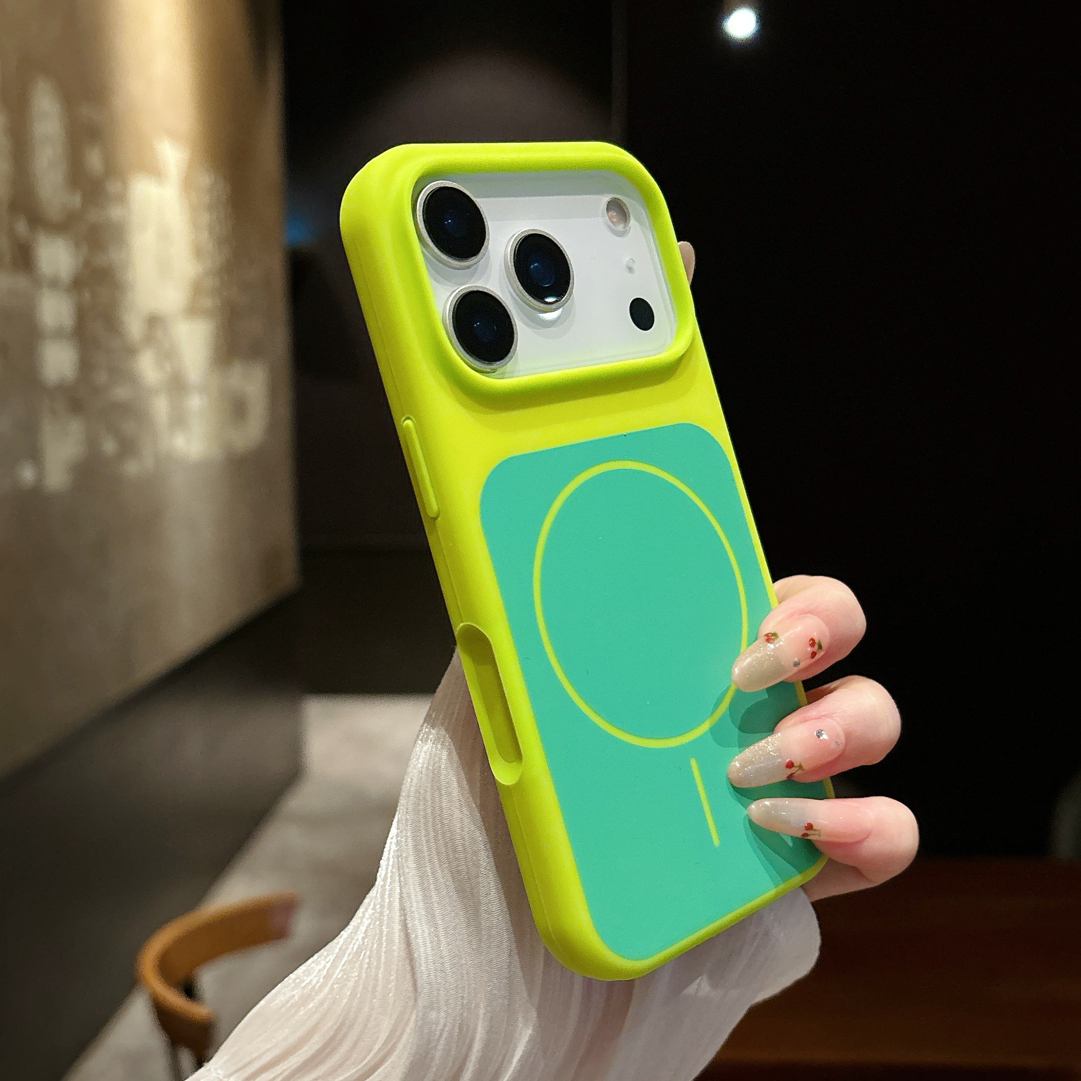 Verde fluorescente
