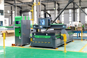 Tecnología de Alemania, muebles de 3 ejes, enrutador CNC MDF de madera, torno de madera 3D, máquina de tallado automático - Product Image 3