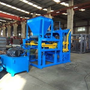 Máquina de fabricación de bloques de hormigón, bloque automático de QT6-15 - Product Image 6