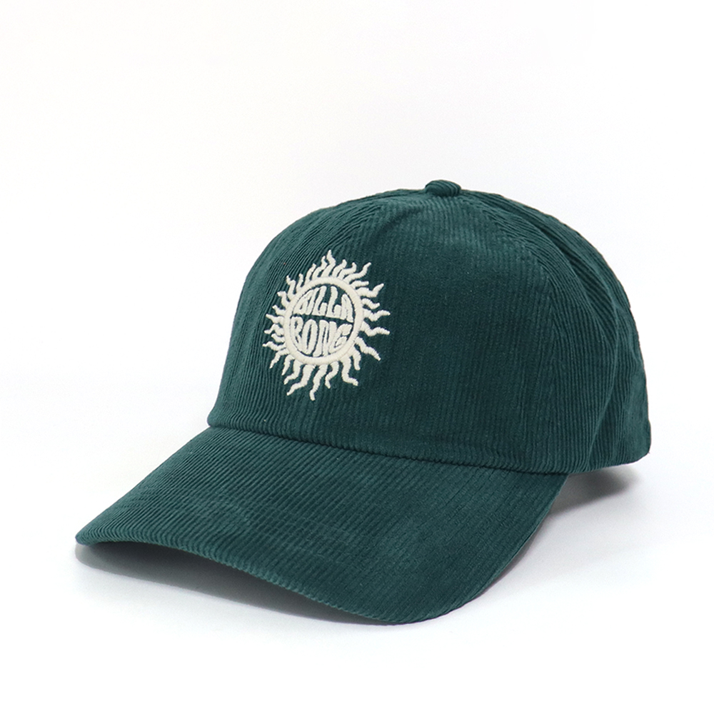 สีเขียวเข้ม