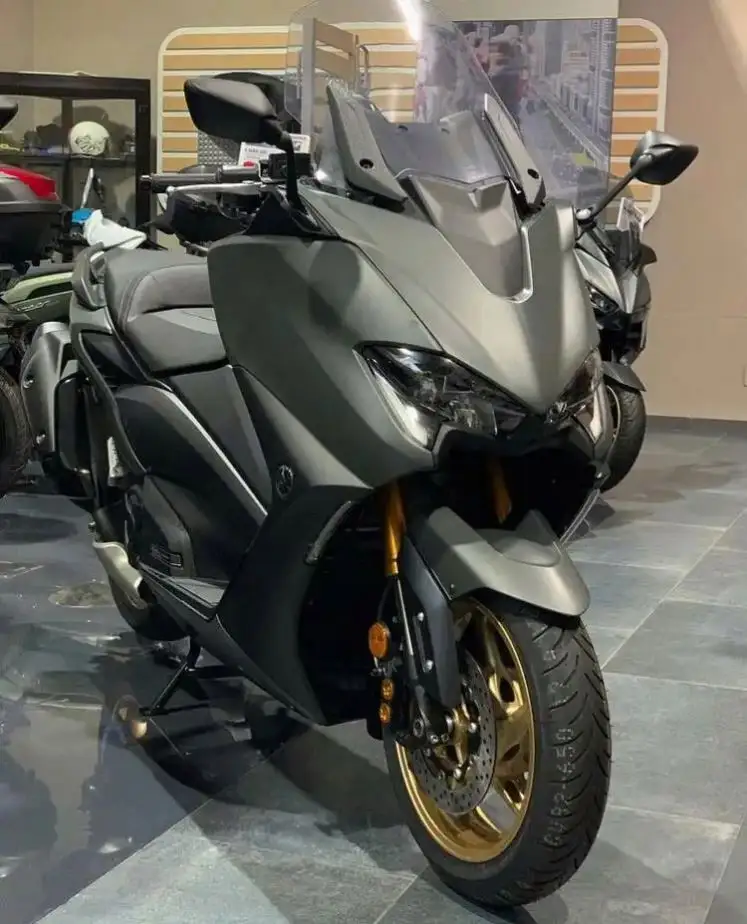 ACHETER MAINTENANT Ventes Motos Yamaha Tmax560 560cc