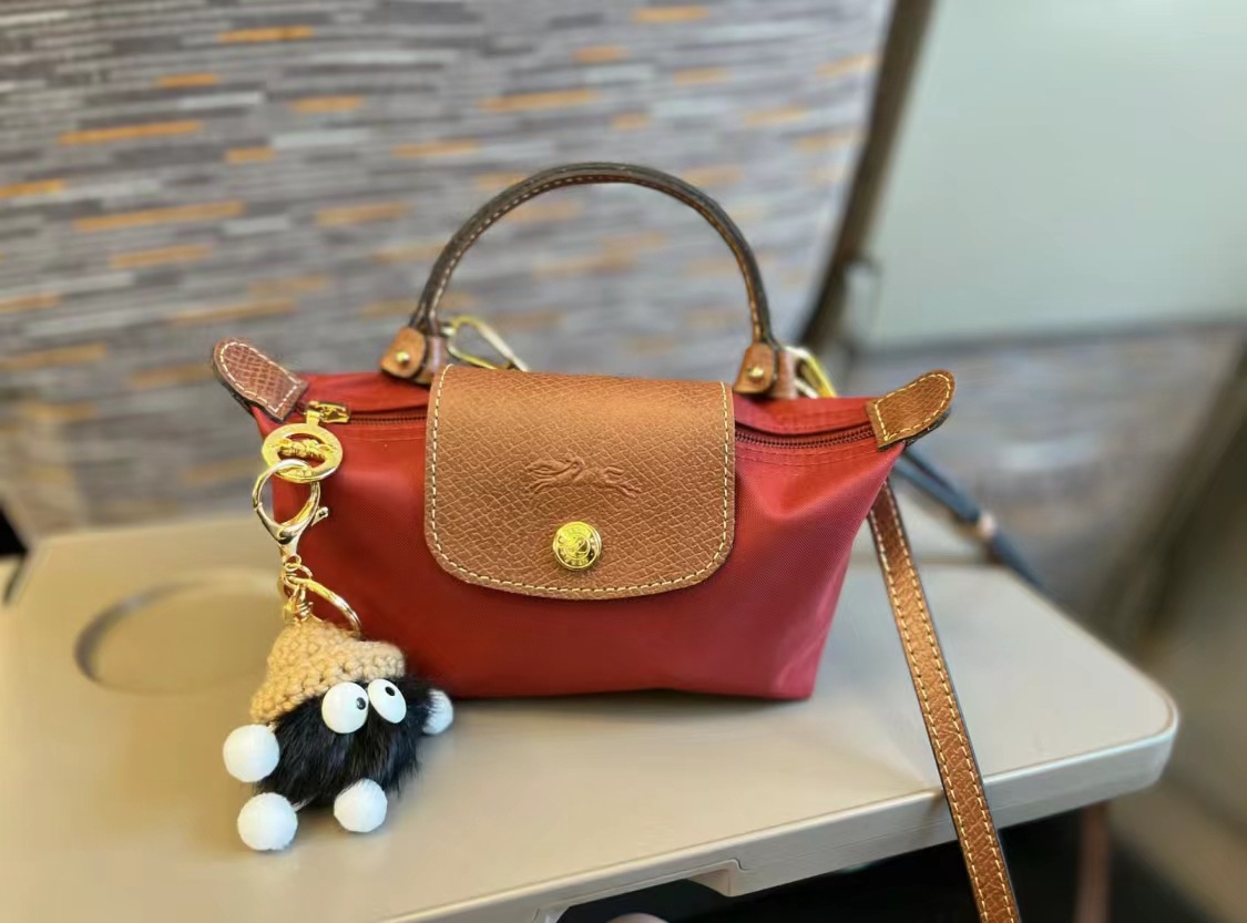Rojo sin perforaciones