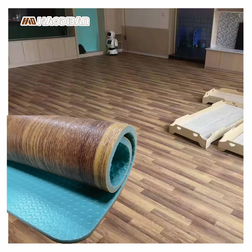 Foshan Antideslizante Interior 4,5mm Vinilo Piso Rollo PVC Madera Deportes Piso