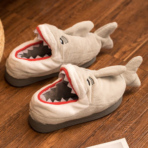 Kinder Volwassenen Winter Pluizige Indoor Schoenen Schattig Kerstontwerp Ademende Slip-On Sluiting Herfst Seizoen Unisex Pluche <span class=keywords><strong>Slippers</strong></span> - Product Image 3