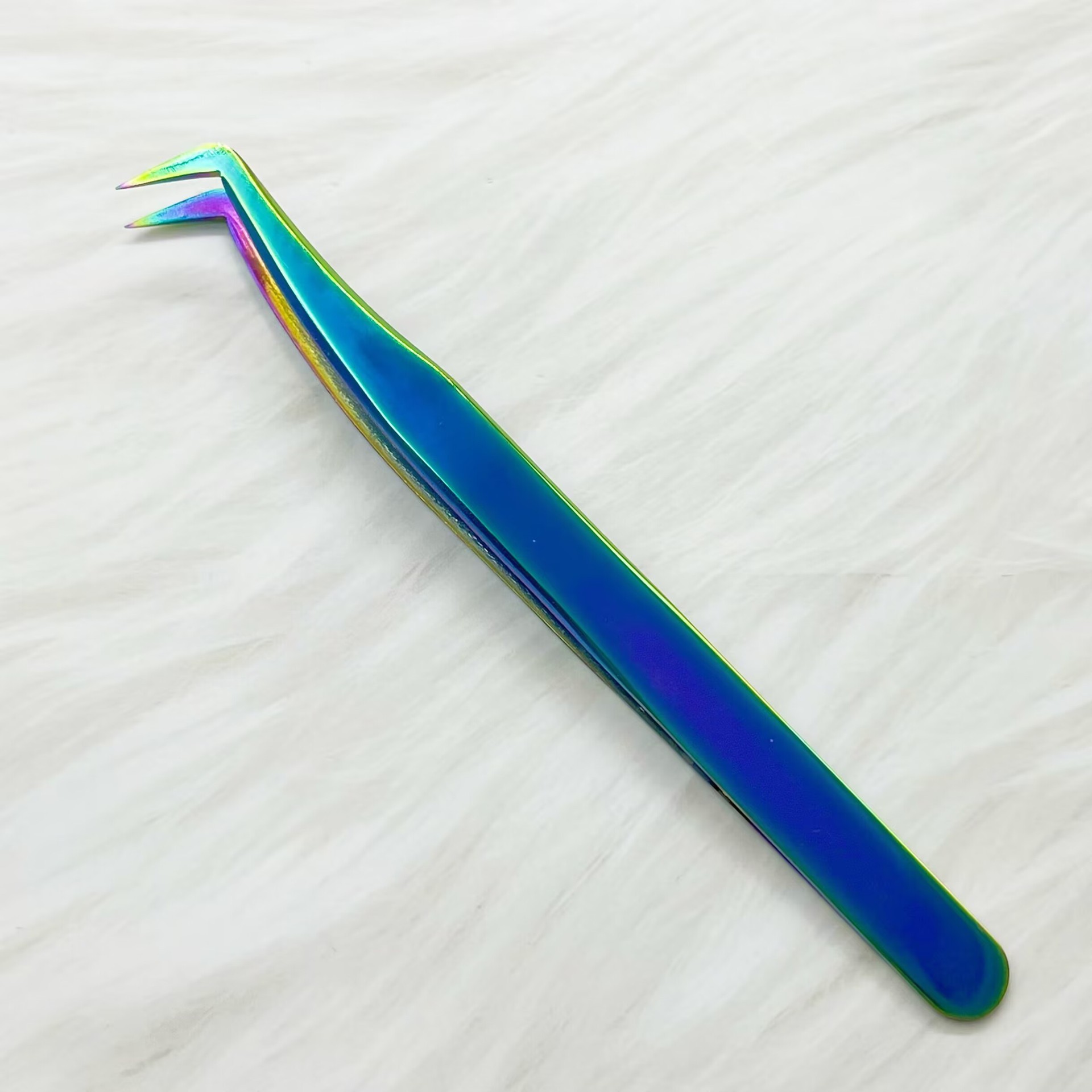 Glossy Colored Round Headed Eagle Beak