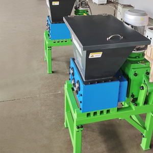 Kullanımda dayanıklı çok eksenli işbirlikçi çalışma FS250 dört şaftlı parçalayıcı makine katı atık geri dönüşüm için kullanılır - Product Image 5