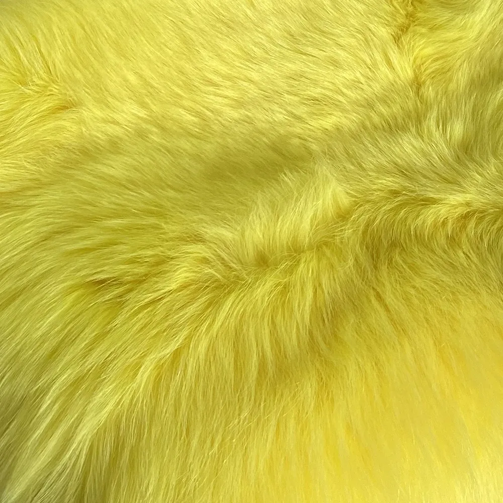 Jaune