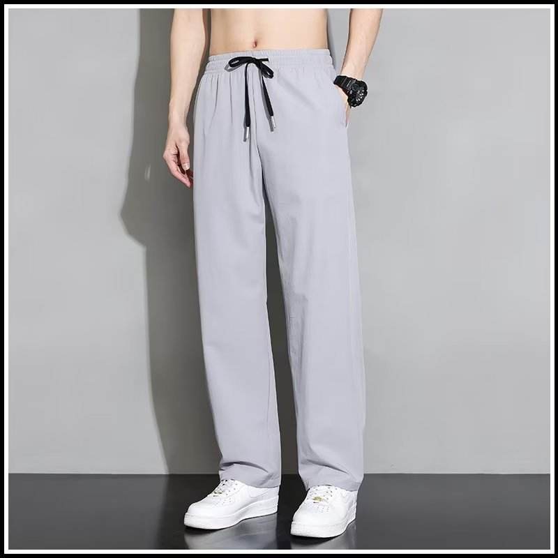 Straight leg pants in light gray