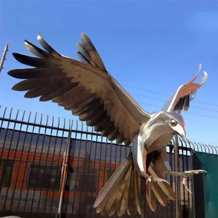 Садовая большая уличная металлическая скульптура из нержавеющей стали в виде птицы Совы ястреба орела
