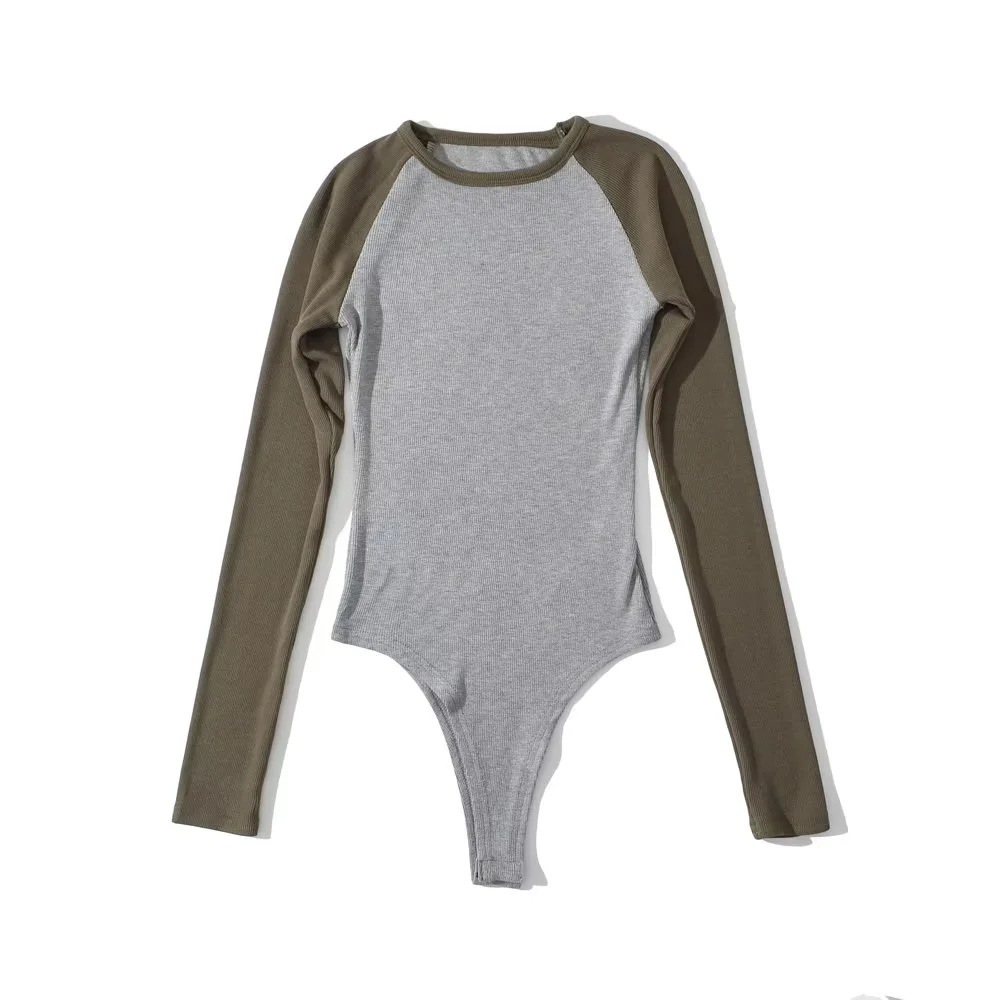 Gris con verde