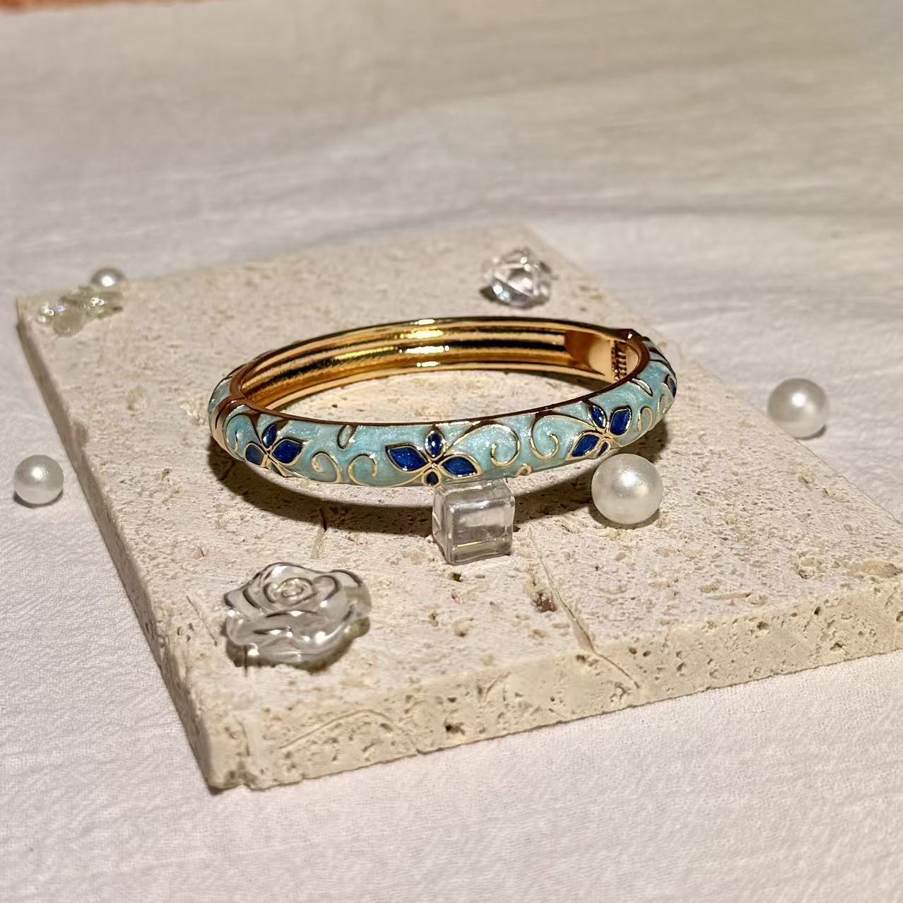 Cyan sapphire blue