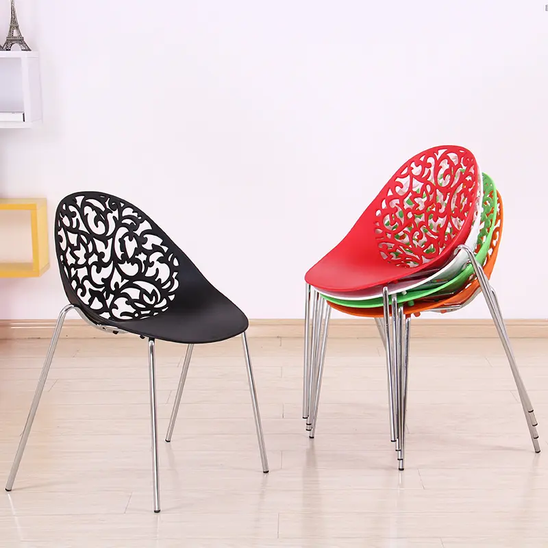 تصميم جديد شعبية الترفيه الحديثة تكويم البلاستيك الملونة الطعام كرسي القهوة مع سيقان معدنية