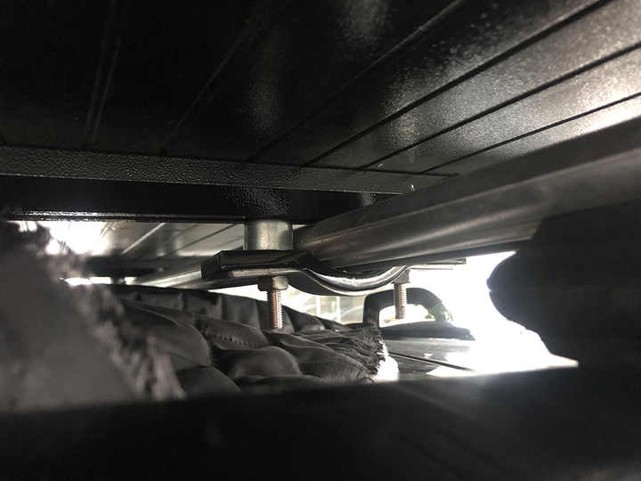 Barra cruzada Qashqai para techo de coche, barandilla cruzada integrada, ganchos de escaneo abatible para Grand Starex