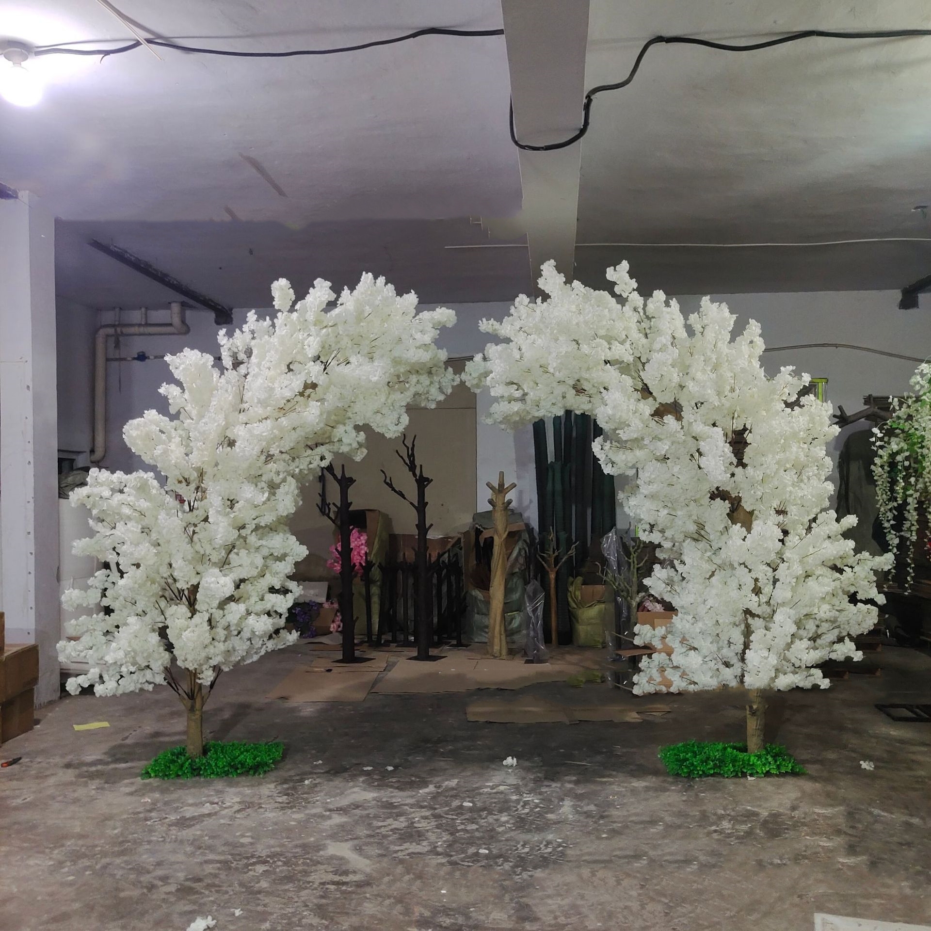 tree arch 2.5m