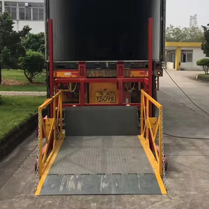 Plataforma de carga de camión contenedor móvil de 2 toneladas, rampa de muelle de descarga hidráulica para camiones contenedores