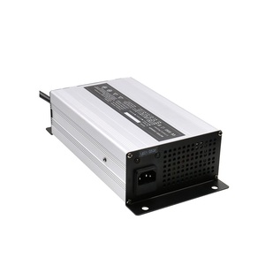 標準プラグ付き3.2VLiFePO4バッテリーパック用スマート充電器3.65VDC 40A - Product Image 4