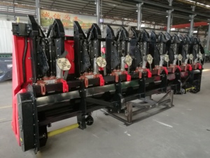 TIANREN 3rd Generation <strong>8</strong> Row Corn <strong>Header</strong> with Chopper for European Market - Product Image 2