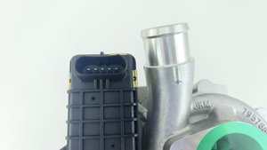 BK3Q-6K682-CC 787556-0017フォード用自動車エンジン部品ターボチャージャー