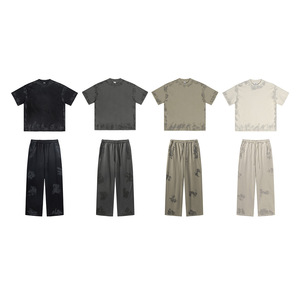 Offre Spéciale Street Wear surdimensionné deux pièces <span class=keywords><strong>t</strong></span>-shirts et pantalons ensemble survêtement d'é<span class=keywords><strong>t</strong></span>é lourd pour hommes
