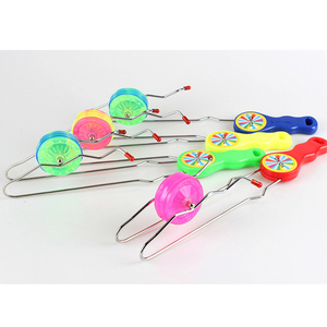 ของเล่นคลาสสิกที่มีสีสัน Led แม่เหล็กโย่แสงขึ้นมายากลกระพริบของเล่นวงล้อที่มีไฟ LED - Product Image 1