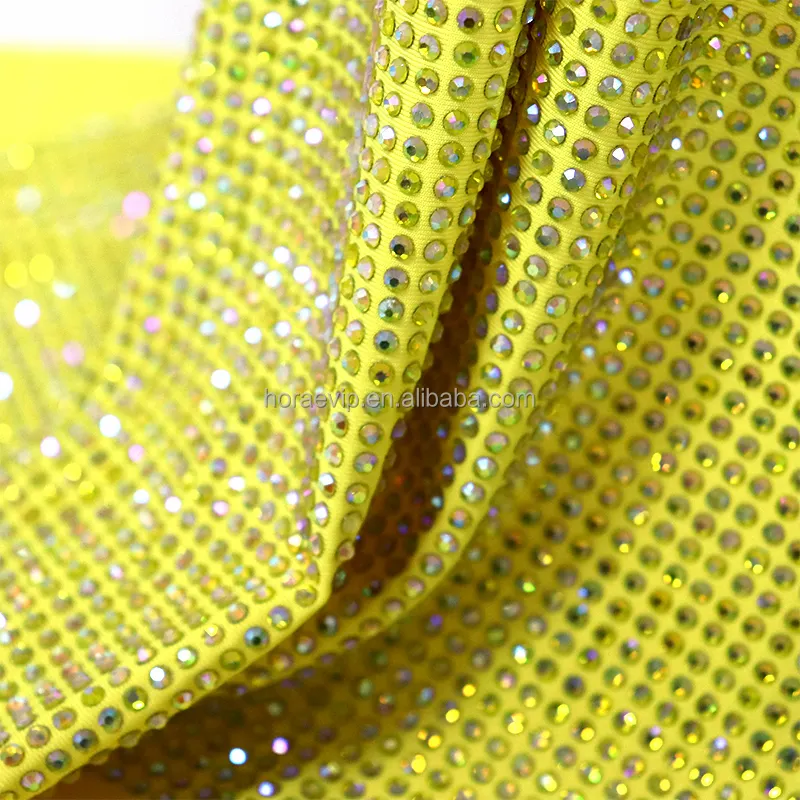 F001 Hotfix Tissu en cristal strass extensible à quatre voies Espacement de 1mm Tissu en cristal de danse bling en cristal