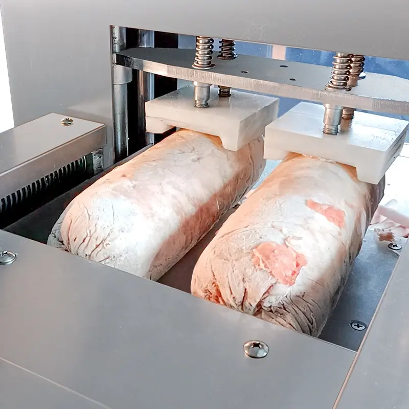 תעשייתי משולב אוטומטי חשמלי CNC לחמניות כבש אורז עוגת סטייק קפוא בשר קאטר מבצע מכונת