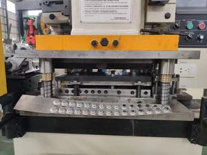 Metal Eyelet Button Hole Ring Production Line Fully Automatic Eyelet Stamping <strong>Machine</strong> for Metal <strong>Grommet</strong>