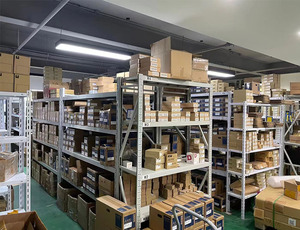 מודול קלט סדרת IQ-R mitsubishi <span class=keywords><strong>plc</strong></span> מודול קלט/פלט מודול RY40NT5P-TS RY41NT2P-TS <span class=keywords><strong>plc</strong></span>