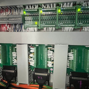IST yeni otomatik THT SMT PCBA ekleme makinesi SMT SMD Pick yer makinesi ile LED lamba çip montaj Motor çekirdek bileşeni olarak - Product Image 4