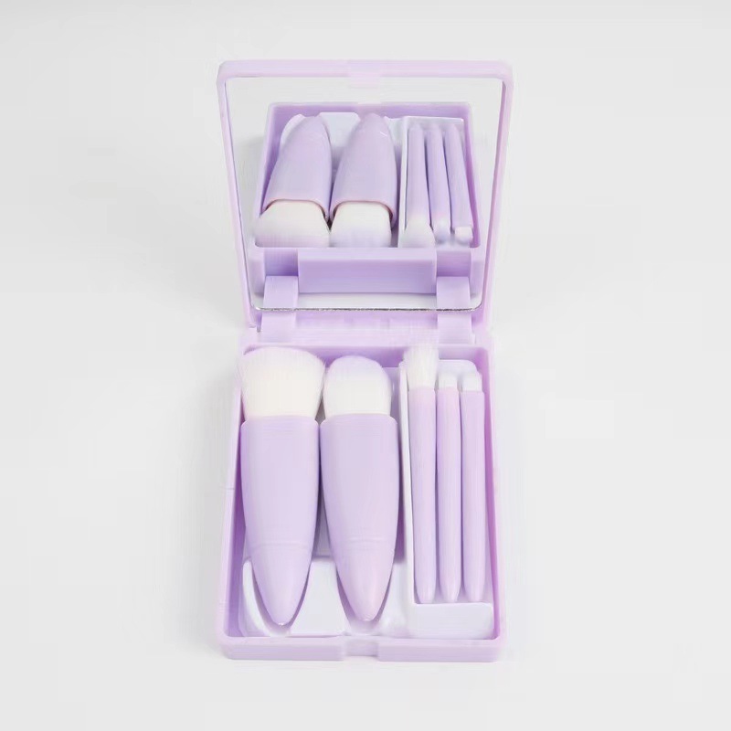 กล่องแปรงแต่งหน้าแบบพกพา 5 ชิ้น (สีม่วงอ่อน)