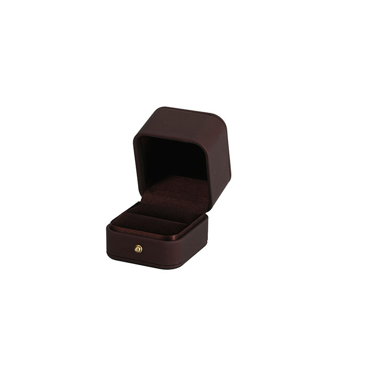 Caja de anillos